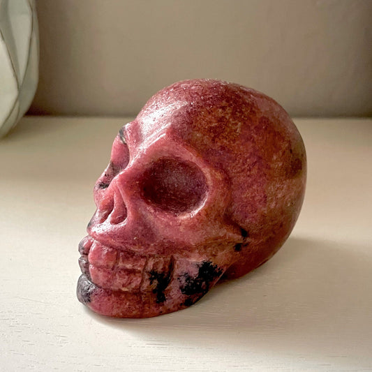 Pink Rhodonite Skull, Rhodonite Crystal, Hand Carved, Halloween Gift